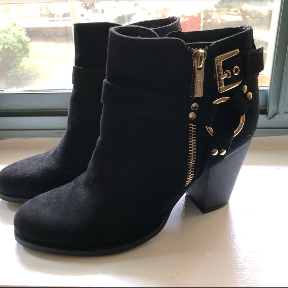 Guess Boots - Never worn Size 7